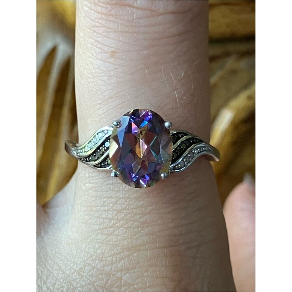 Northern Lights Quartz Diamond Ring Size 8.75